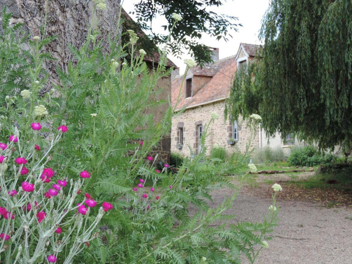 Le Clos Fleuri Ségrie Exterior foto